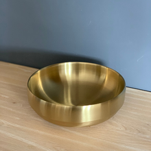 Cargar imagen en el visor de la galería, Bowl dorado de acero inoxidable
